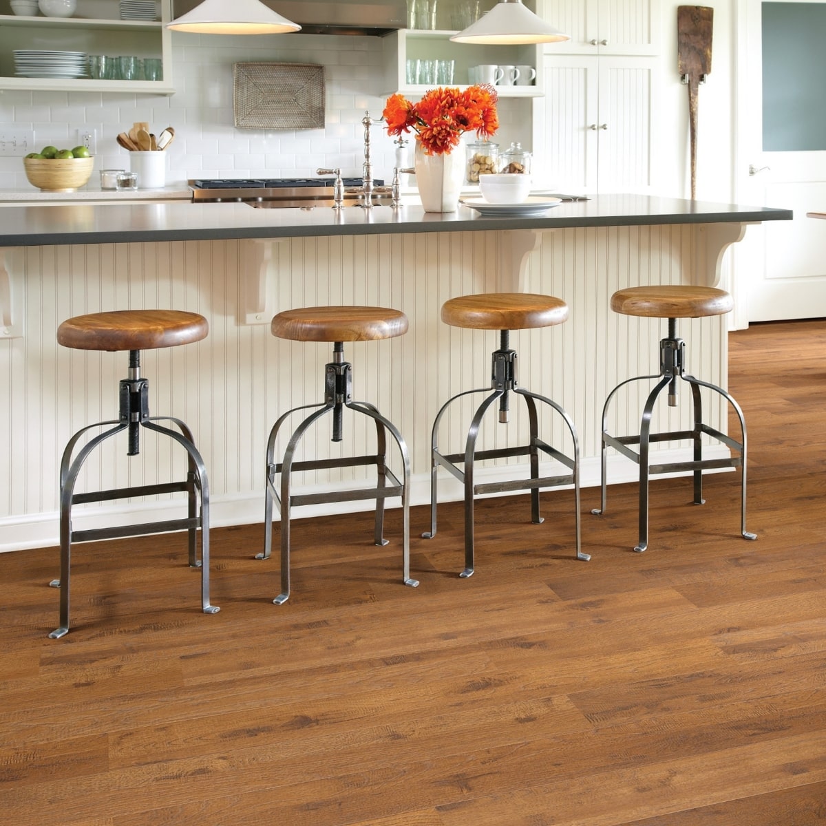 Laminate flooring | The L&L Company