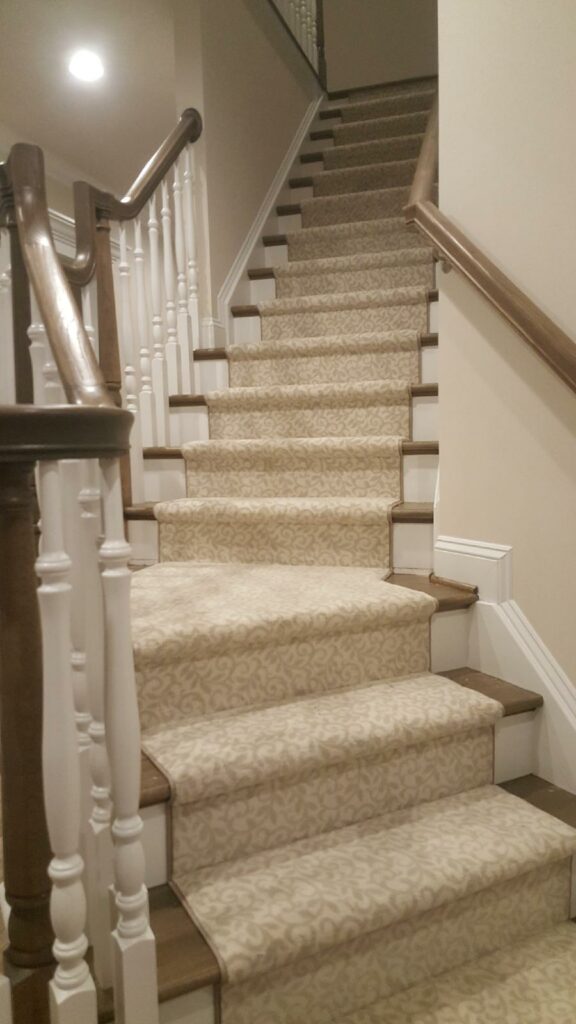 Stairway carpet runner | The L&L Company