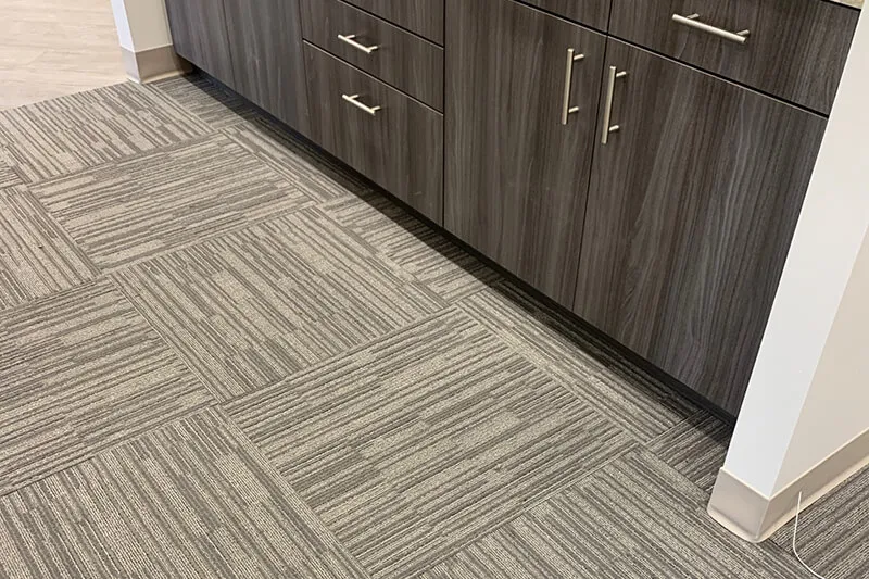 Commercial02Office