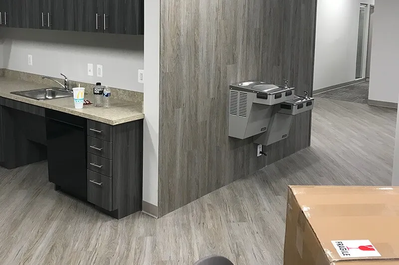 Commercial03Office