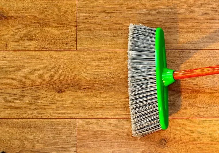 HardwoodRoutineCare Hardwood flooring care | The L & L Company